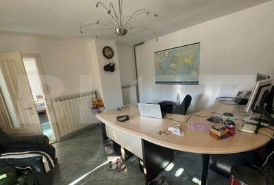 Casă cu 3 camere în Central - 14
