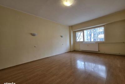 Garsonieră decomandată în Tei - 5