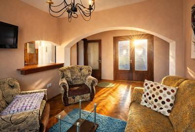 Apartament cu 4 camere decomandat, mobilat în Rogerius - 2