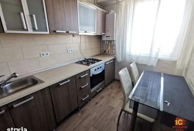 Apartament cu 2 camere decomandat în Mihai Viteazul