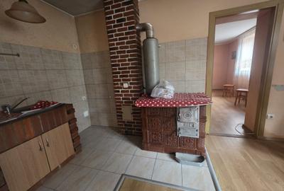 Vand casa individuala parter la intrare in Dumbravita - 4