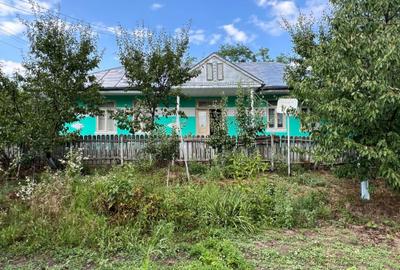 Casă cu 4 camere în Central - 2