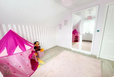 Casă cu 4 camere cu Canalizare în Centura - 12