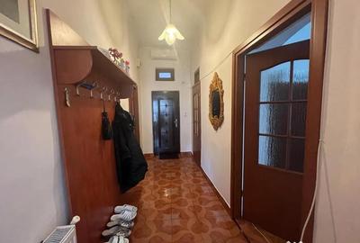 Apartament cu 3 camere semidecomandat în Boul Roșu - 3