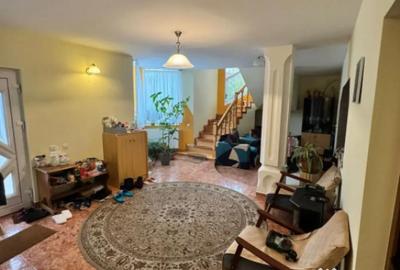 Casă cu 5 camere cu Teren 1310 Mp în Central - 5