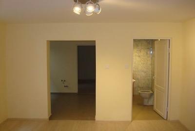 Casa 5 camere, spatiu comercial inclus, stradal, pretabila Rezidential, Cabinet - 11
