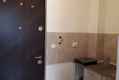 Garsonieră nedecomandată în Central - 9