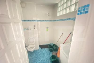 Casa de 630 mp si teren 600 mp, mobilata si utilata, zona Ce - 15