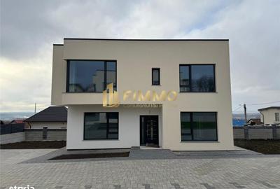Casă cu 4 camere în Paltin