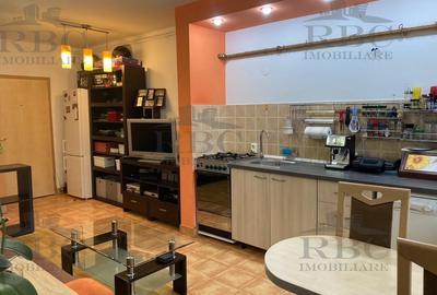 Apartament cu 2 camere semidecomandat în Andrei Mureșanu