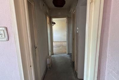 Apartament cu 3 camere în Central - 2