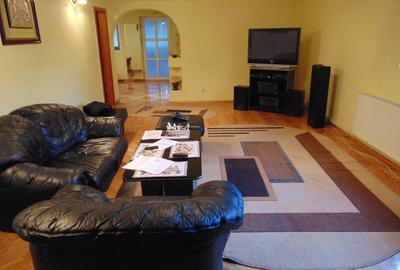 FARA COMISIOANE casa mobilata utilata cu 4 camere + birou P+M 2 BECIURI - 48
