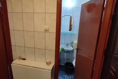 Garsoniera, zona fizicienilor, sector 3 - 5