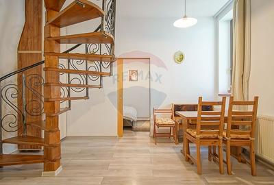 Apartament cu 3 camere decomandat, mobilat în Centrul Istoric