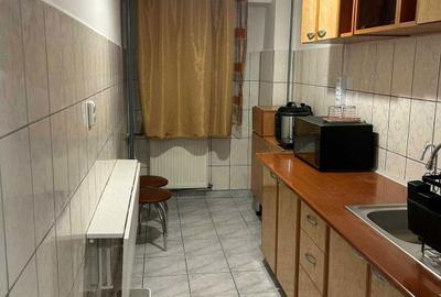Garsonieră decomandată în Vitan - 4