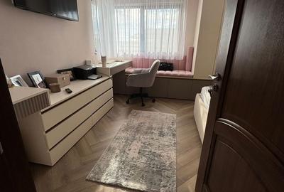 Apartament cu 3 camere, mobilat în Nord - 1