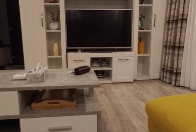 Apartament cu 4 camere semidecomandat în Central - 2