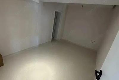 Spa?iu de 22 mp cu baie proprie, disponibil in incinta Celebrity by Bianca Roman - 3