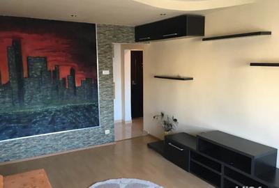 Inchiriez Garsoniera - 2