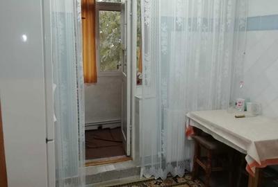 Apartament cu 3 camere decomandat în Bere - 2