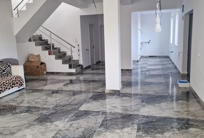 Casă cu 5 camere cu Teren 220 Mp în Apărătorii Patriei - 3