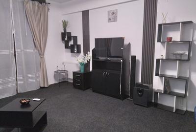 Apartament cu 2 camere decomandat în P-ța Romană