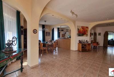 Casa S+P+M cu teren 17 ari zona Bercu Rosu - 1