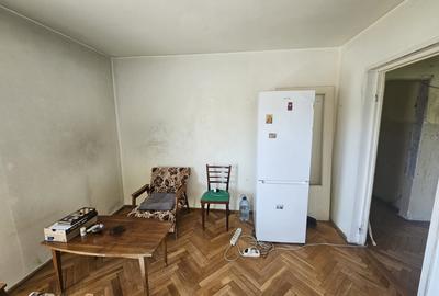 Apartament cu 3 camere decomandat în Central - 3