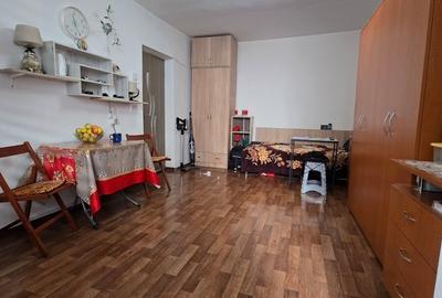 Garsonieră decomandată în Vitan - 5