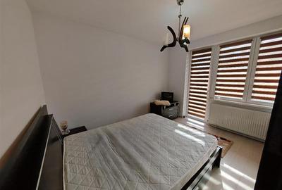 Apartament cu 2 camere semidecomandat, mobilat în Tractorul - 10