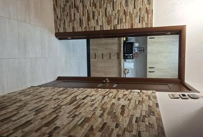 Apartament cu 2 camere decomandat în Bucur Obor