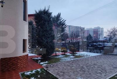 Casă cu 6 camere cu Teren 1178 Mp în Micro 6 - 7