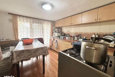 Casă cu 3 camere cu Teren 285 Mp în Cantemir - 1