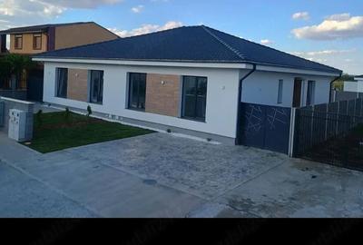 Casă cu Teren 320 Mp în Giarmata - 4