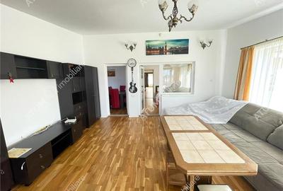 Casă individuală cu 8 camere cu Canalizare în Tilișca - 3