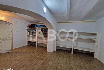 Apartament cu 4 camere decomandat în Paltin - 8