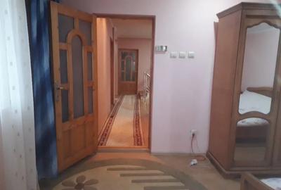 Casă cu 5 camere cu Teren 1000 Mp în Sfântu Ilie - 2