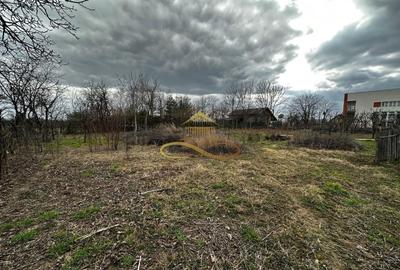 Teren Construcții intravilan de 1982 mp, în Măgura - 8