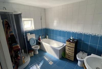 Casă cu 4 camere în Central - 7