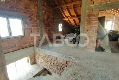 Casa singur in curte cu teren liber 2667 mp 6 camere 4 bai Daia - 15