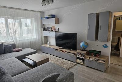 Proprietar, vand apartament cu 3 camere - 8