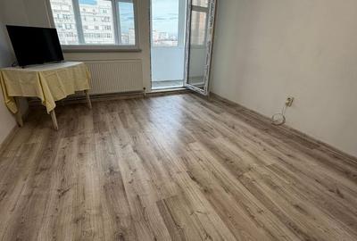 Apartament cu 2 camere semidecomandat, mobilat în Central