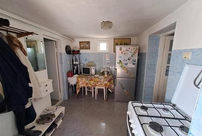 Casa individuala  Mehala aproape de Piata -Profi, 22 m front stradal - 1