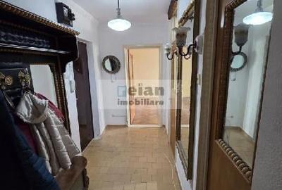 Apartament cu 2 camere decomandat în Lujerului - 11