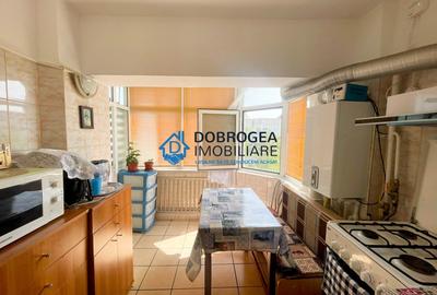 2 camere cu posibilitate de transformare in 3, centrala, izolat,boxa, Victoriei - 2