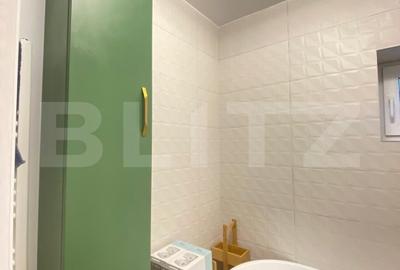 Apartament cu 4 camere, decomandat, pe Calea Bucuresti - 18
