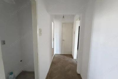 Apartament cu 3 camere decomandat în Central - 4