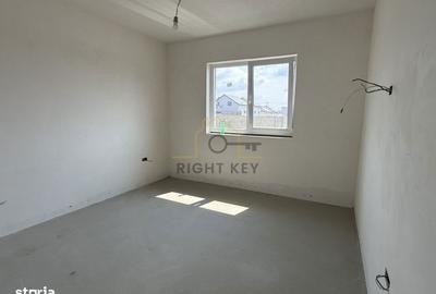 Casă cu 4 camere cu Teren 340 Mp în Central - 2