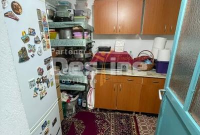 Casă individuală cu 3 camere cu Canalizare în Giulești - 6