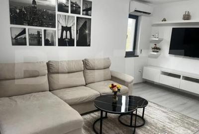 Apartament cu 2 camere semidecomandat, mobilat în Baza 3 - 1